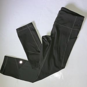 Lululemon Pace Rival crop Luxtreme 22” dark olive running yoga pants tights 2